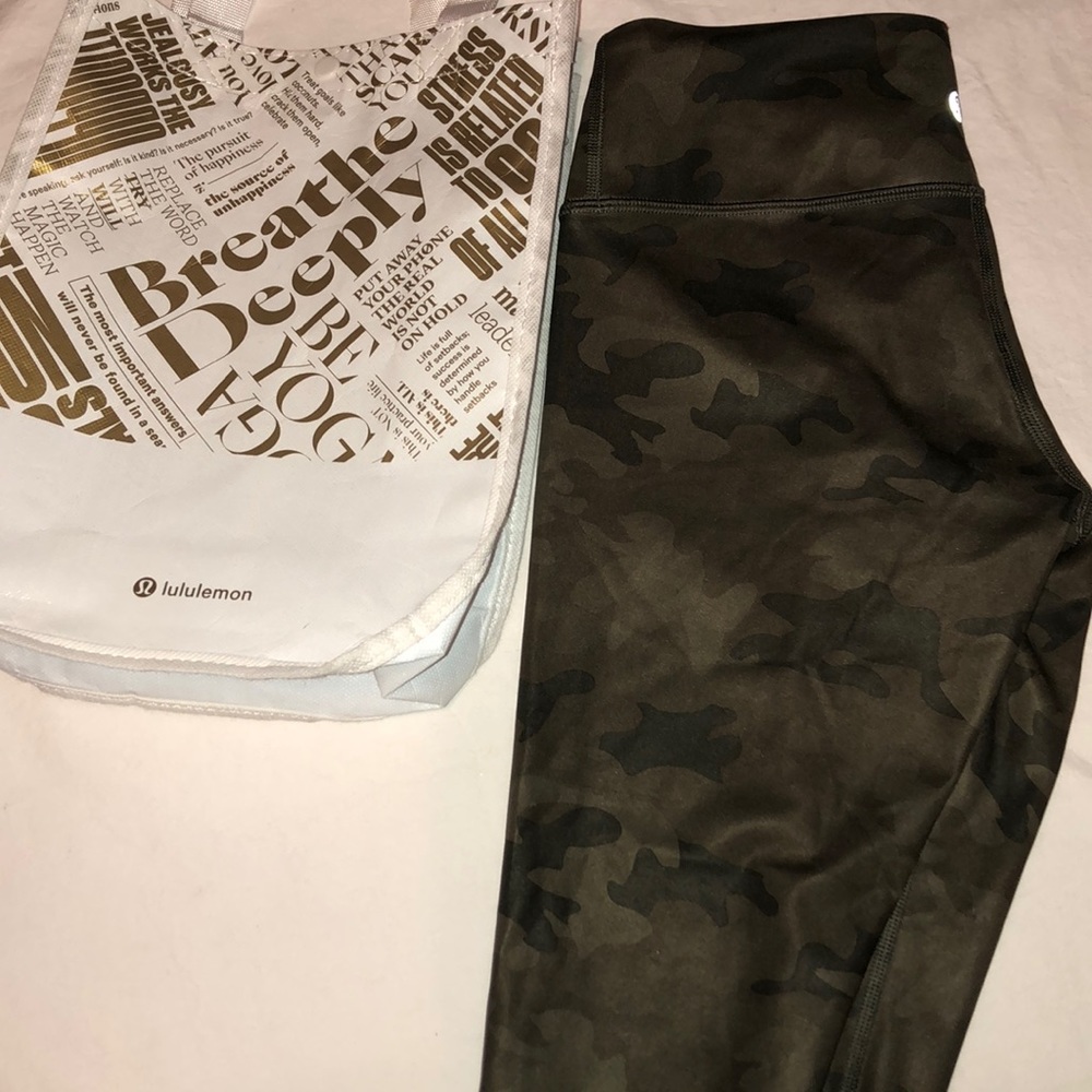 LULULEMON Wunder Under Crop In Savasana Camo Green